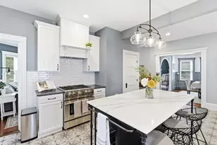 19 Gilmore St, Everett, MA 02149 - Photo 4