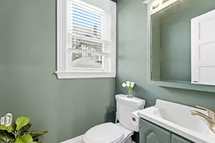 19 Gilmore St, Everett, MA 02149 - Photo 6