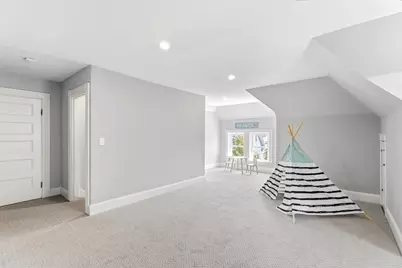 19 Gilmore St, Everett, MA 02149 - Photo 34