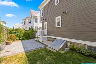 19 Gilmore St, Everett, MA 02149 - Photo 38