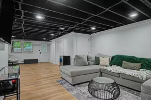418 Meadow St, Agawam, MA 01001 - Photo 16