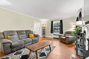 17 Longmeadow St, Longmeadow, MA 01106 - Photo 8