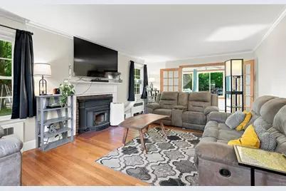 17 Longmeadow St, Longmeadow, MA 01106 - Photo 6