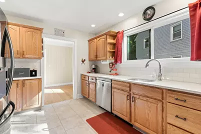 17 Longmeadow St, Longmeadow, MA 01106 - Photo 16