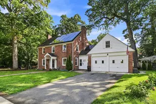 17 Longmeadow St, Longmeadow, MA 01106 - Photo 1