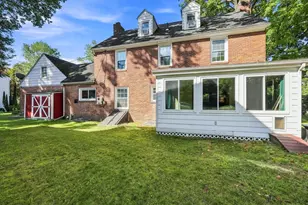 17 Longmeadow St, Longmeadow, MA 01106 - Photo 2