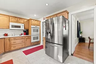 17 Longmeadow St, Longmeadow, MA 01106 - Photo 14