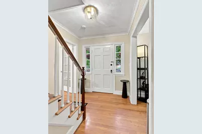 17 Longmeadow St, Longmeadow, MA 01106 - Photo 4