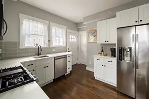 6 Chestnut Ave, Boston, MA 02130 - Photo 8