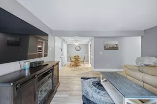 129 Quaker Hwy, Uxbridge, MA 01569 - Photo 6