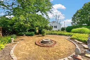 17 Chapel St, Gardner, MA 01440 - Photo 40