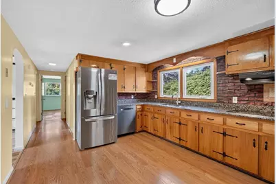 17 Chapel Street, Gardner, MA 01440 - Photo 12