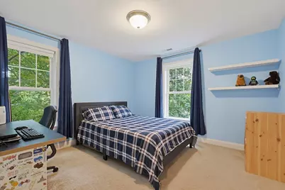 90 Greene St, Hopedale, MA 01747 - Photo 22
