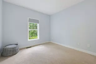 90 Greene St, Hopedale, MA 01747 - Photo 16