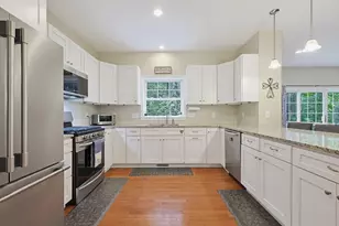 90 Greene St, Hopedale, MA 01747 - Photo 8