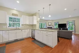 90 Greene St, Hopedale, MA 01747 - Photo 6
