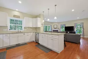 90 Greene St, Hopedale, MA 01747 - Photo 6