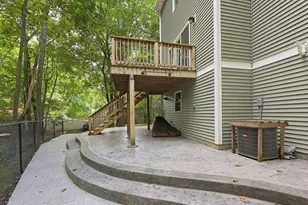 90 Greene St, Hopedale, MA 01747 - Photo 30