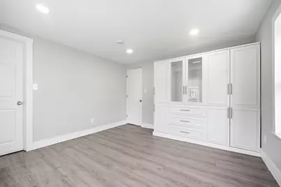 21 Chestnut St, Woburn, MA 01801 - Photo 30