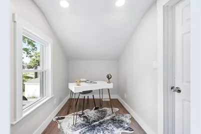 21 Chestnut St, Woburn, MA 01801 - Photo 26