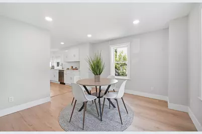 21 Chestnut St, Woburn, MA 01801 - Photo 8