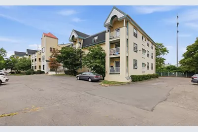 38 Carter St #107, Everett, MA 02149 - Photo 2
