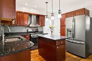 15 Fairmount St, Boston, MA 02124 - Photo 2