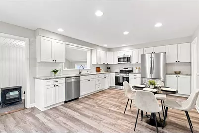 3 Maplelawn Dr, Monson, MA 01057 - Photo 2