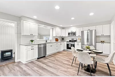 3 Maplelawn Dr, Monson, MA 01057 - Photo 2
