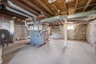 52 Elliott St, Melrose, MA 02176 - Photo 34