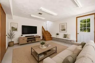 52 Elliott St, Melrose, MA 02176 - Photo 20
