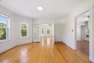52 Elliott St, Melrose, MA 02176 - Photo 16