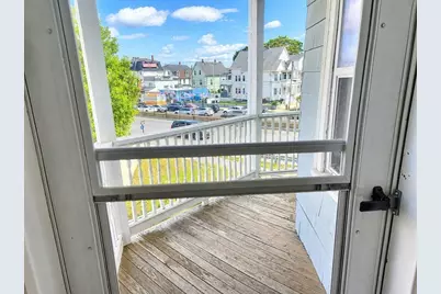 15-17 Gladstone #2, Everett, MA 02149 - Photo 6