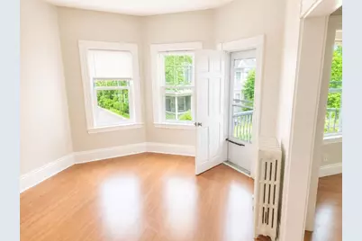 15-17 Gladstone #2, Everett, MA 02149 - Photo 4