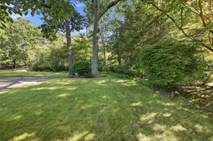 99 Overlook Dr, Raynham, MA 02767 - Photo 32