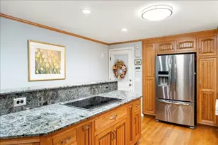 131 Pine Grove Ave, Bellingham, MA 02019 - Photo 6