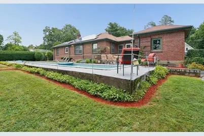 228 Sawtell Ave, Brockton, MA 02302 - Photo 18