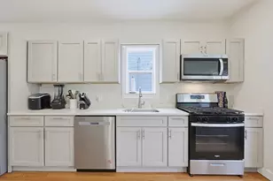 31 St Casimir Ave, Brockton, MA 02302 - Photo 6
