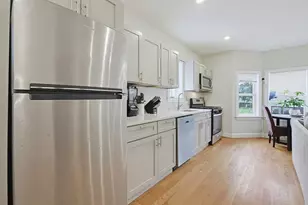 31 St Casimir Ave, Brockton, MA 02302 - Photo 8