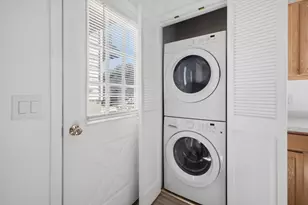 6 Warsaw Ave, Dudley, MA 01571 - Photo 8