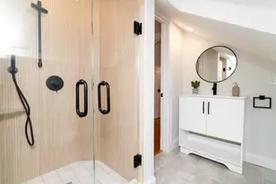22 Bellevue St, Boston, MA 02132 - Photo 30