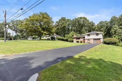 27 Lyman Rd, Framingham, MA 01701 - Photo 2