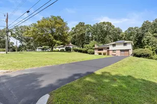 27 Lyman Rd, Framingham, MA 01701 - Photo 2