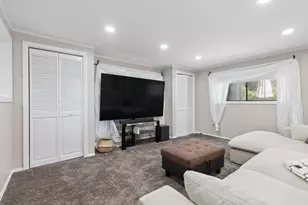 27 Lyman Rd, Framingham, MA 01701 - Photo 12