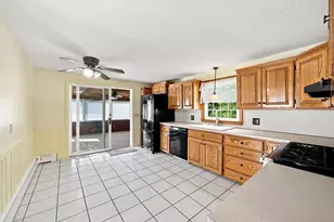 28 River Park Dr, Hampden, MA 01036 - Photo 6