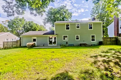 50 Crystal Brook Dr, Springfield, MA 01118 - Photo 26