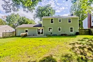 50 Crystal Brk Dr, Springfield, MA 01118 - Photo 26