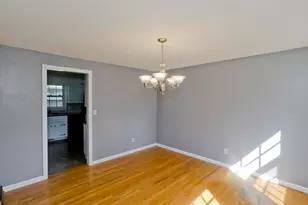 50 Crystal Brk Dr, Springfield, MA 01118 - Photo 12