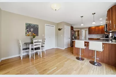 10 Roberts Rd, Dudley, MA 01571 - Photo 8