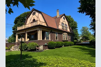 14 Lafayette St, Waltham, MA 02453 - Photo 1